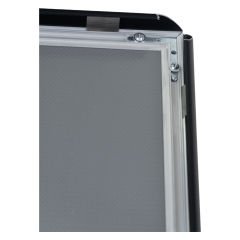 Siyah Renk Reklam ve Menü Panosu Tek Ayaklı Yönlendirme ve Bilgilendirme