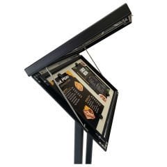 2xA4 Kilitli Restoran Menü ve Bilgi Panosu Kilitli Su Geçirmez İç ve Dış Mekan Tekerlekli