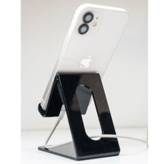 Minimal Stand – Masaüstü Telefon Tutucu