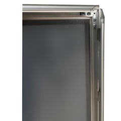 Gri Renk Helezon Su Tanklı Reklam ve Kaldırım Panosu Kapı Önü Yaylı Pano